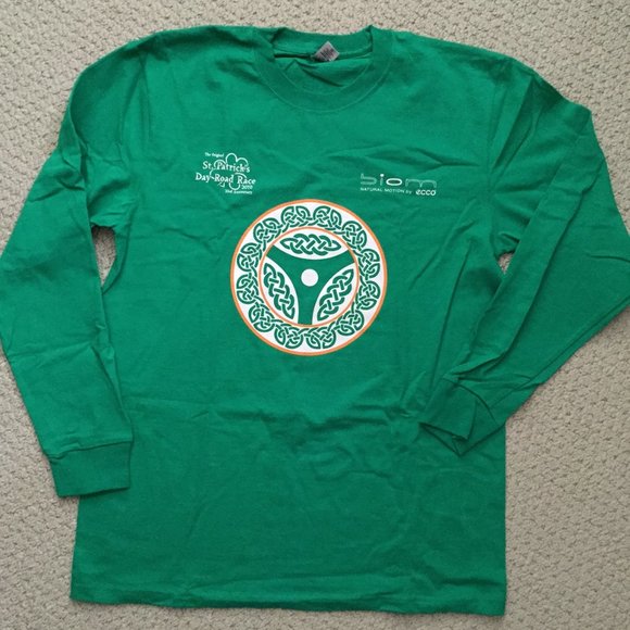 St Patricks Day Road Race 2010 Long Sleeve cotton - Picture 1 of 6